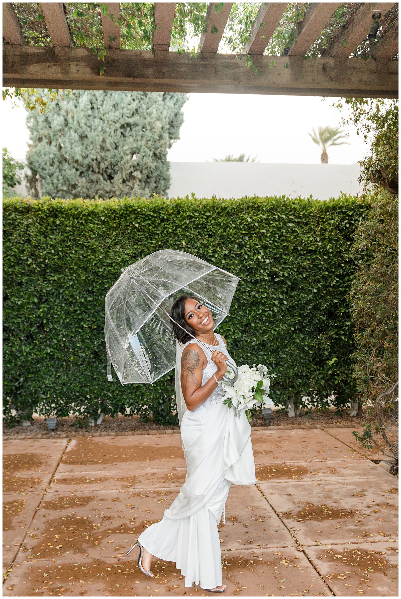 arizona wedding photography wedding umbrella